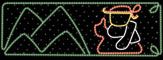 mob002 Muñeco en las montañas: manguera verde, roja, blanca y amarilla sobre fondo de guirnalda intermitente. Todo sobre marco metálico.
